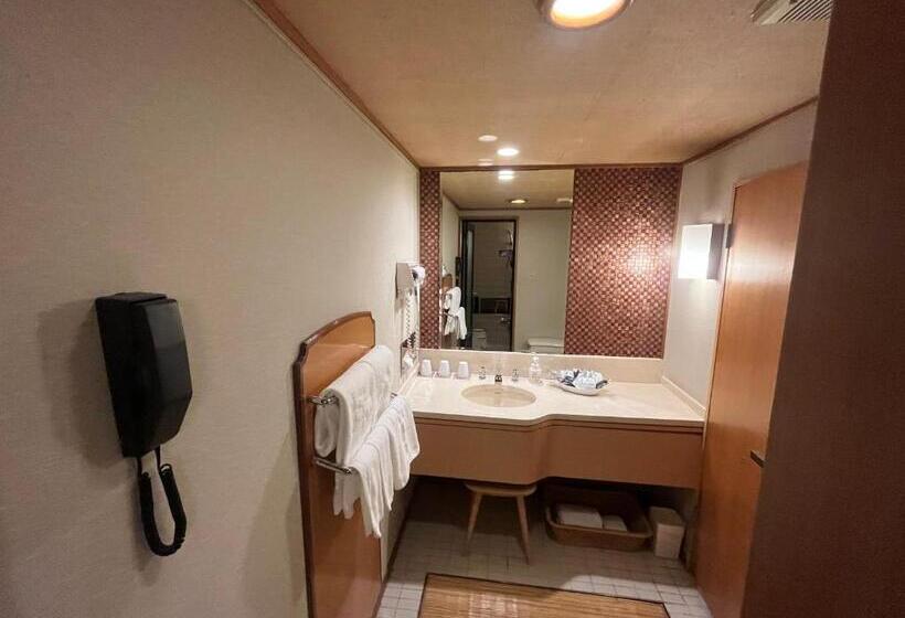 בית מלון כפרי Jasmac Plaza