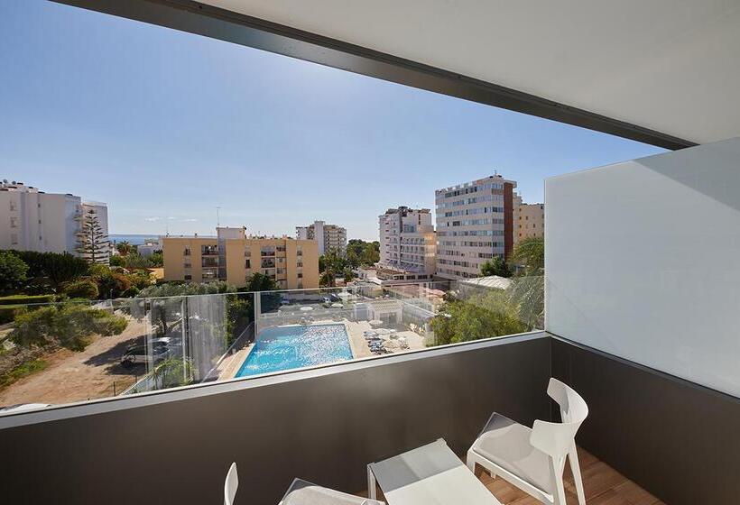 هتل Joan Miro Museum