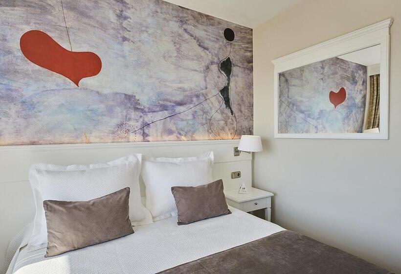 هتل Joan Miro Museum