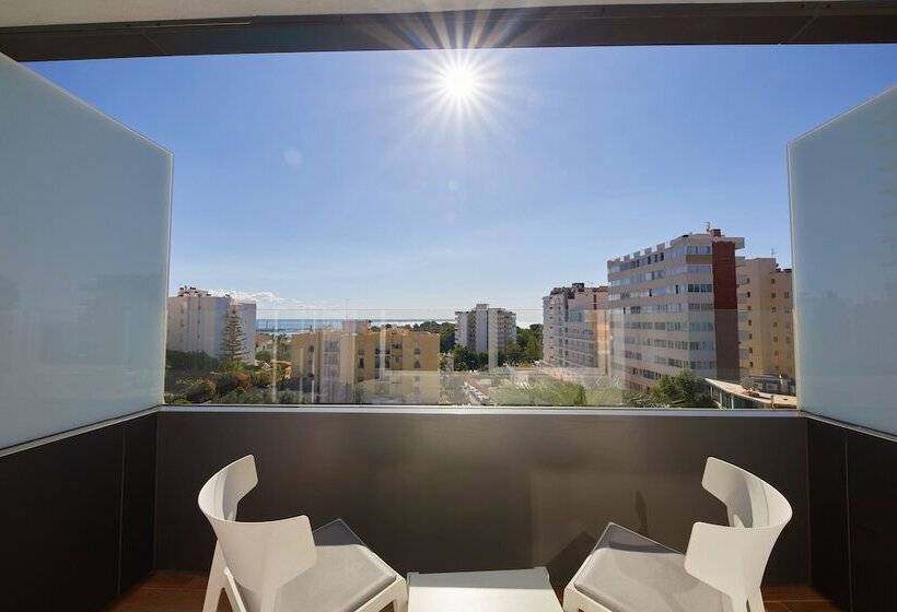 هتل Joan Miro Museum