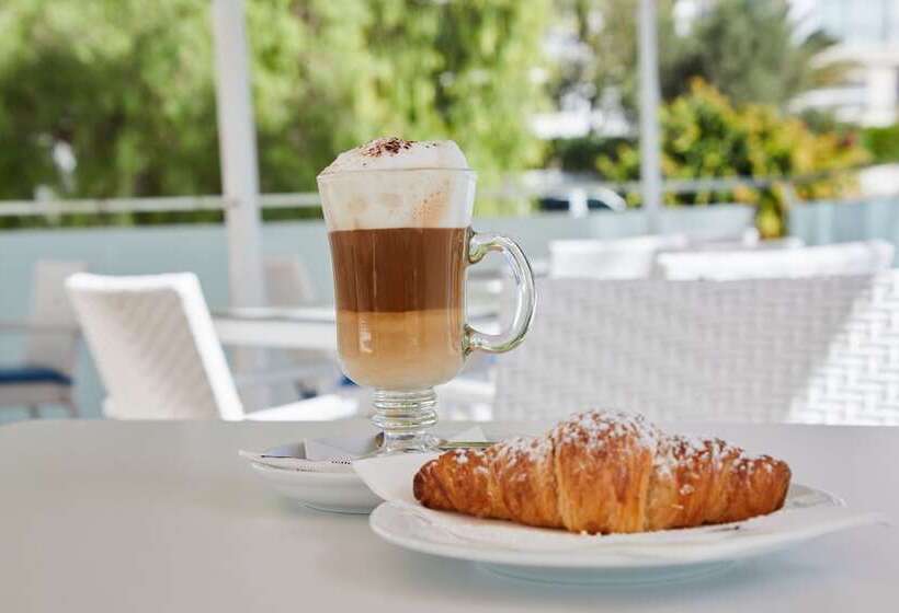 هتل Joan Miro Museum