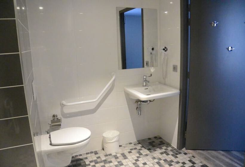 فندق Kyriad Direct Tours Sud  Chambray Les Tours