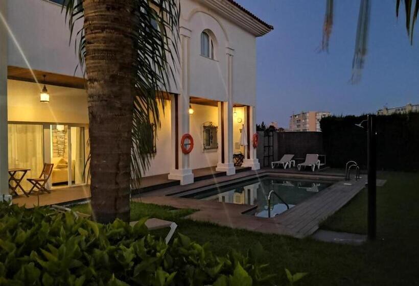 Отель La Luna Blanca