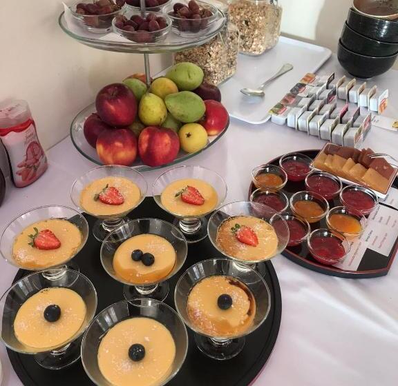 Отель La Luna Blanca