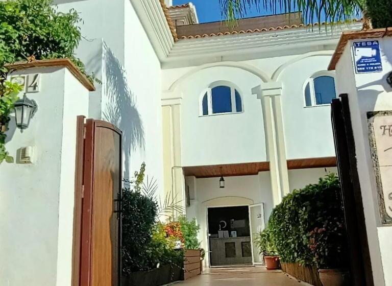 Отель La Luna Blanca