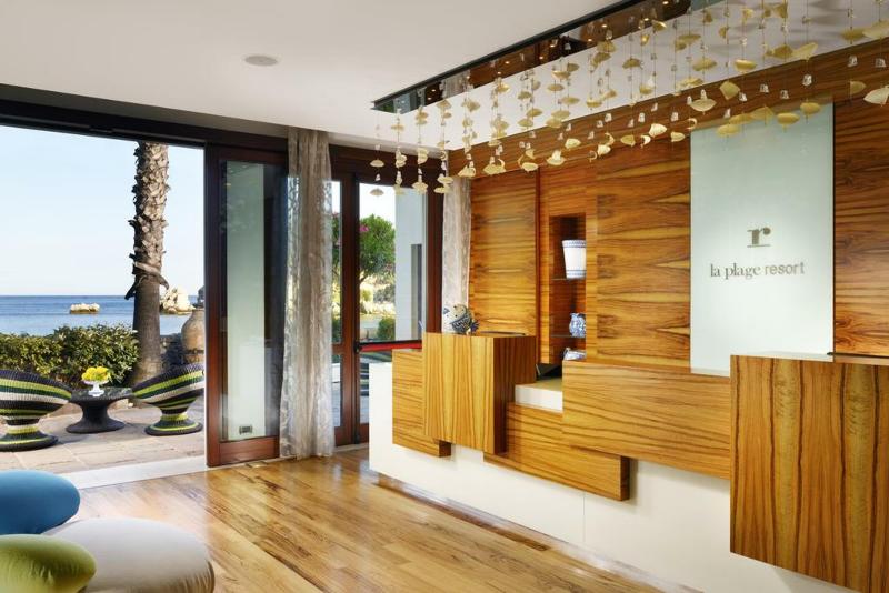 فندق La Plage Resort