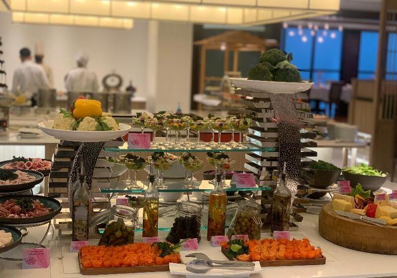 Отель Lao Plaza