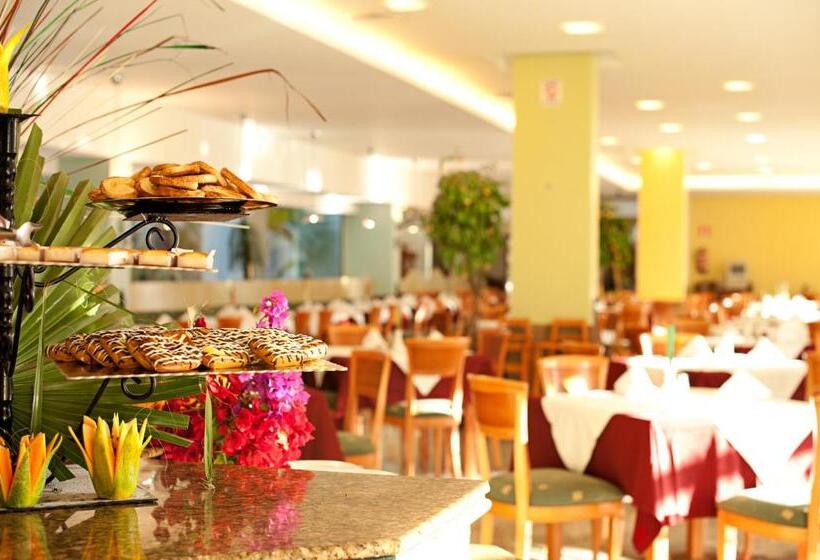 ホテル LIVVO Costa Taurito & Aquapark