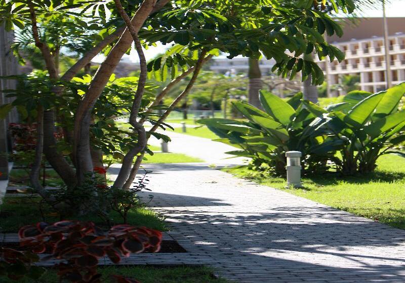 ホテル LIVVO Costa Taurito & Aquapark