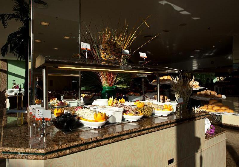 ホテル LIVVO Costa Taurito & Aquapark