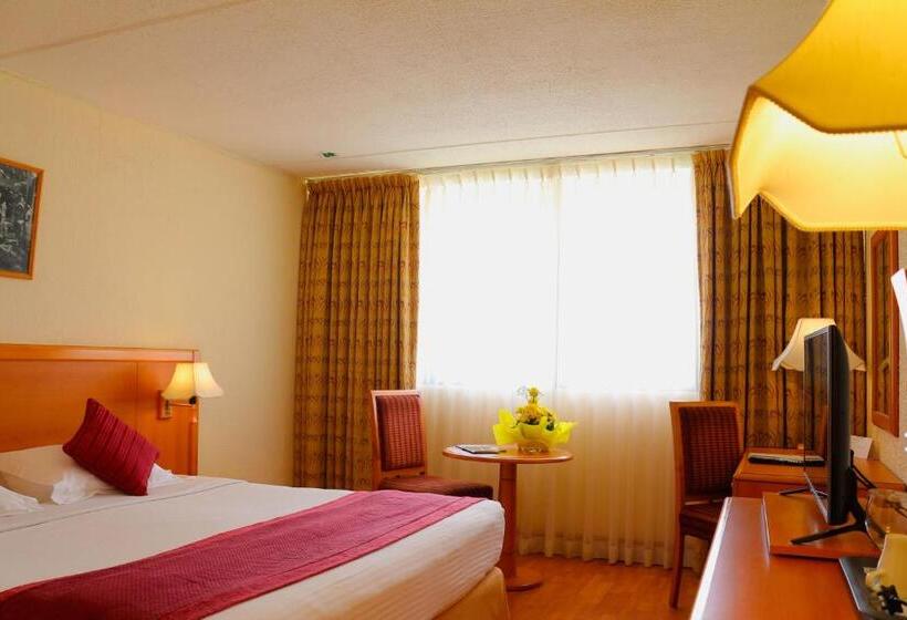 هتل Lou Lou A Beach Resort Sharjah