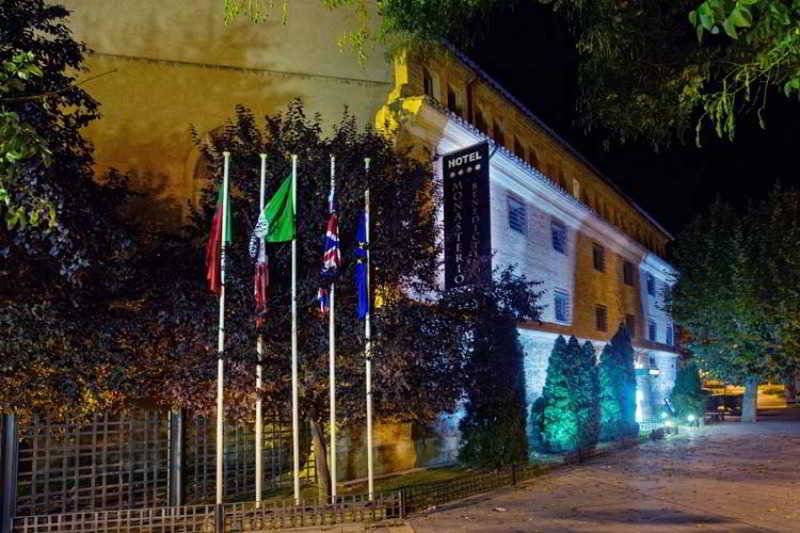 Отель Monasterio Benedictino