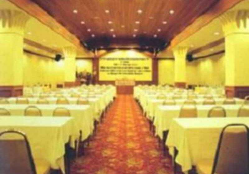 בית מלון כפרי Pailyn Phitsanulok