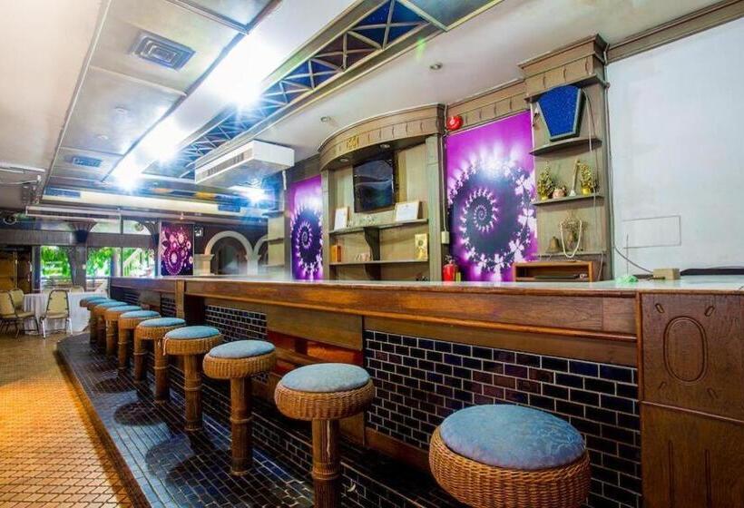 בית מלון כפרי Pailyn Phitsanulok