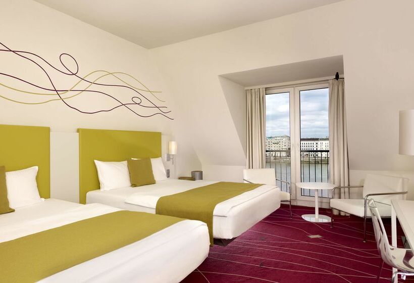 فندق Park Plaza Budapest