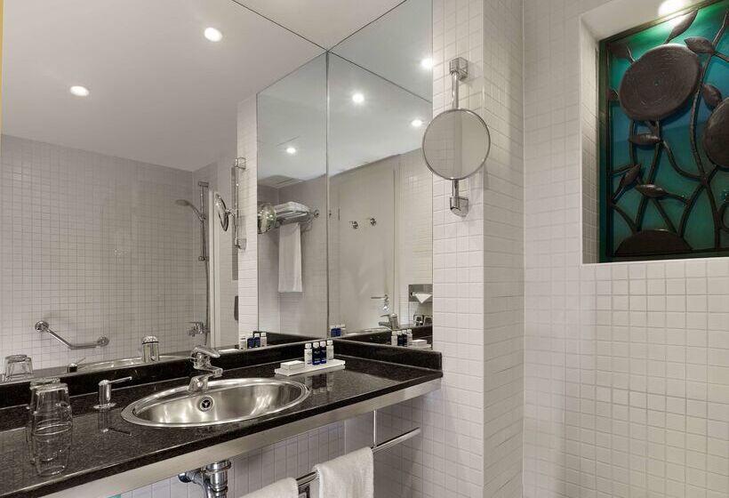 فندق Park Plaza Budapest