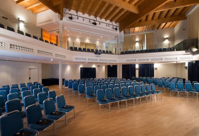 هتل Parma & Congressi