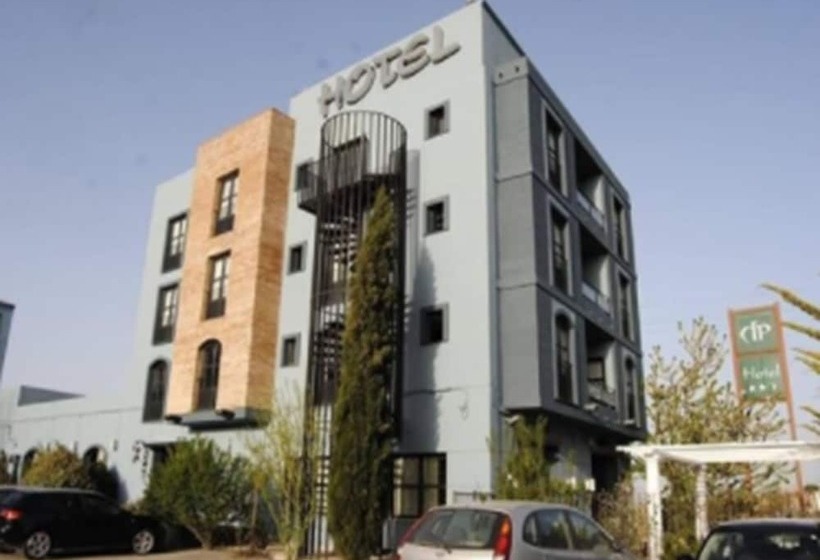 Отель Patilla Ciudad De Requena