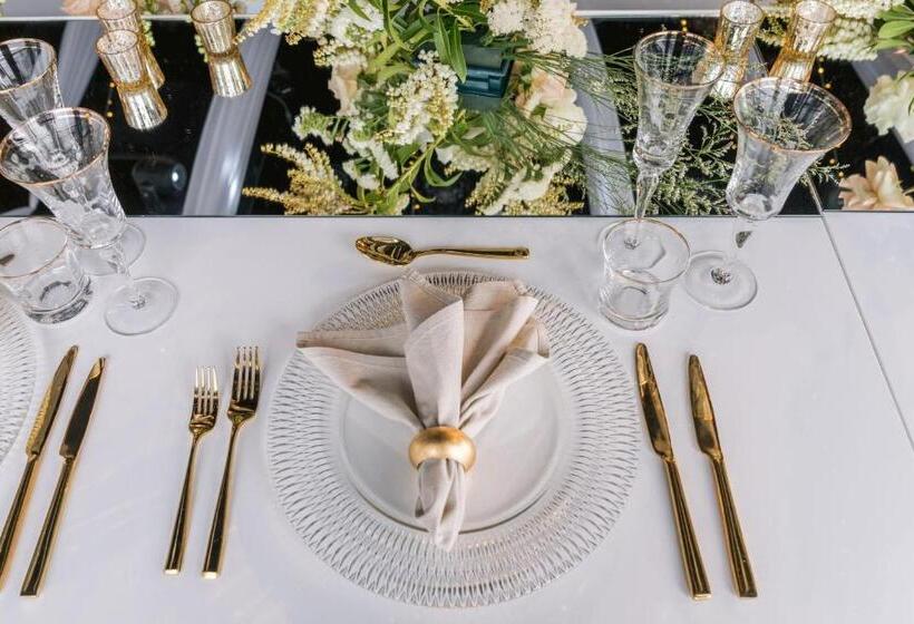 هتل Pier One Sydney Harbour, Autograph Collection