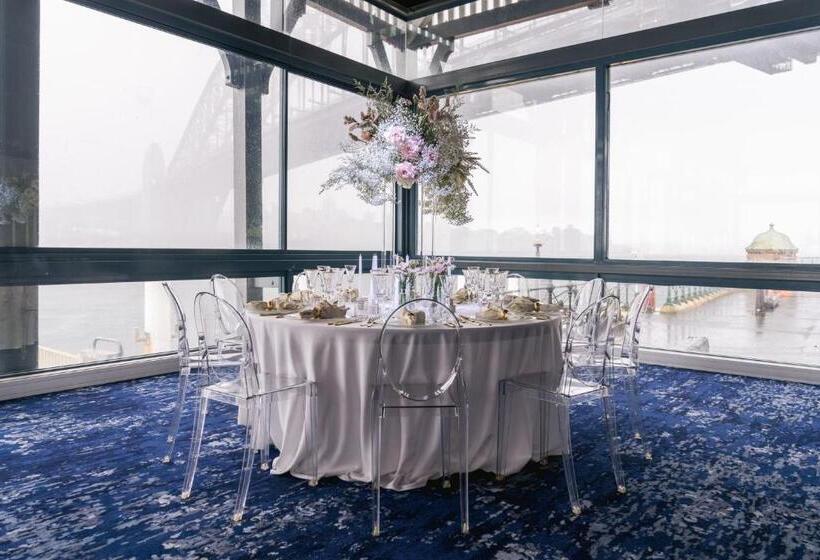 هتل Pier One Sydney Harbour, Autograph Collection