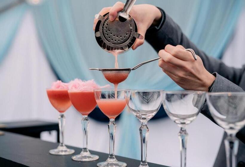 فندق Pier One Sydney Harbour, Autograph Collection