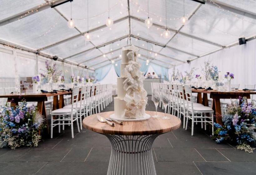 هتل Pier One Sydney Harbour, Autograph Collection