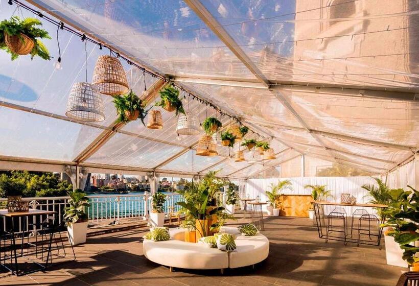 هتل Pier One Sydney Harbour, Autograph Collection