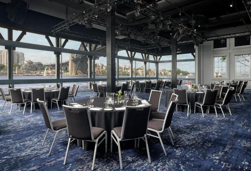 هتل Pier One Sydney Harbour, Autograph Collection
