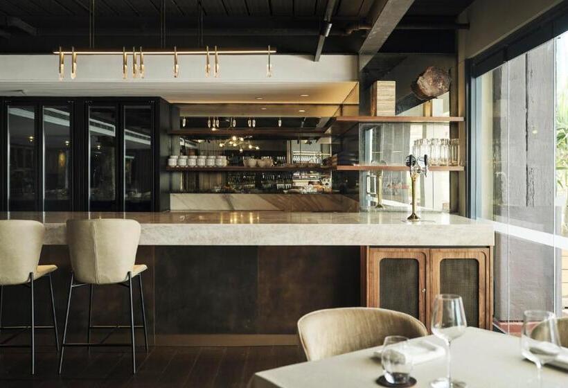 هتل Pier One Sydney Harbour, Autograph Collection