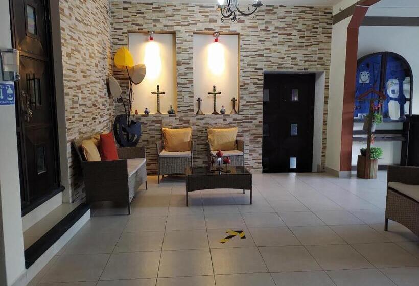 Отель Posada Las Casas