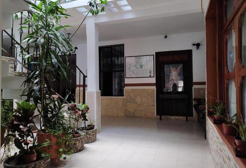 Отель Posada Las Casas