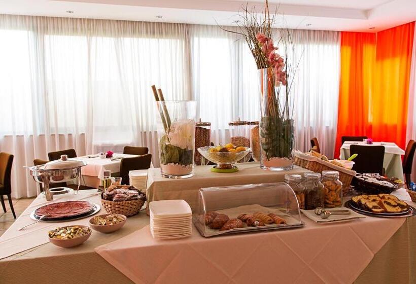 בית מלון כפרי President Pomezia