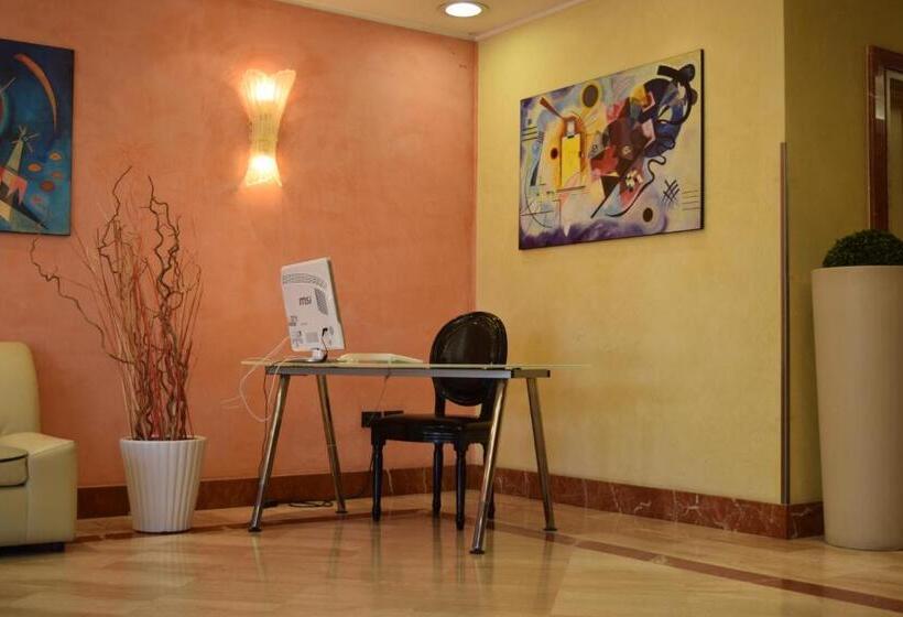 בית מלון כפרי President Pomezia