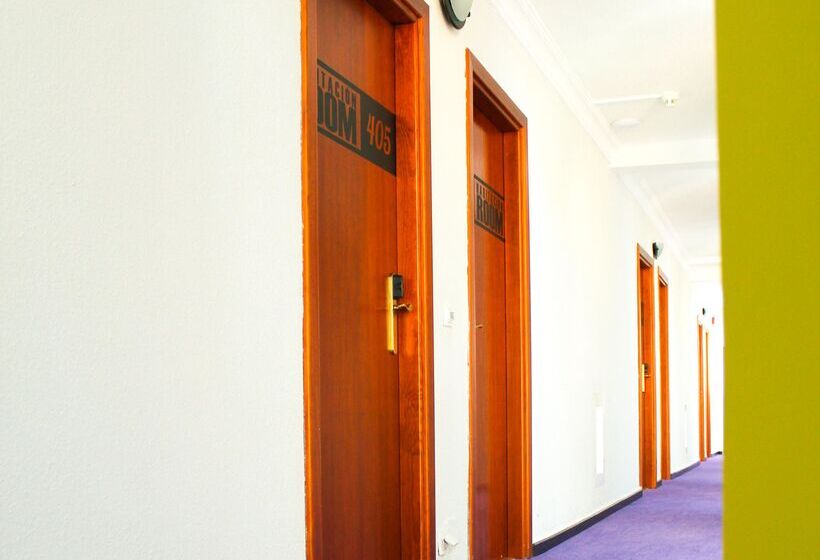 ホテル Princesa Solar 4 Adults Recommended