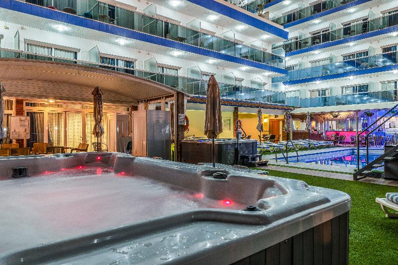 ホテル Princesa Solar 4 Adults Recommended