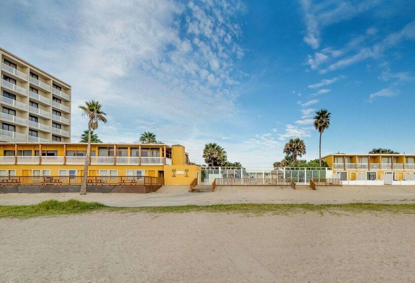 酒店 Quality Inn & Suites On The Beach