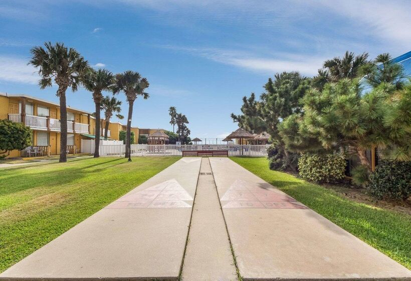 酒店 Quality Inn & Suites On The Beach