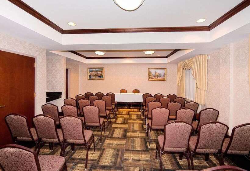 فندق Quality Suites Nyc Gateway