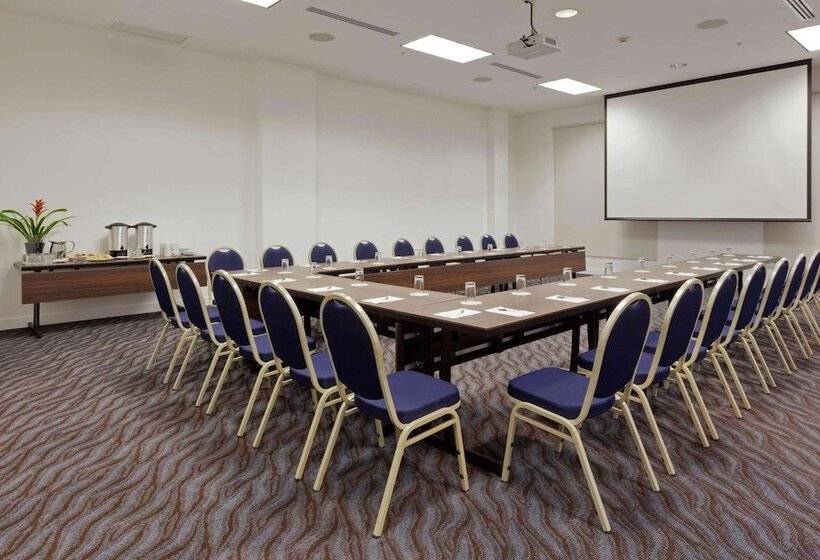 Radisson Hotel Panama Canal