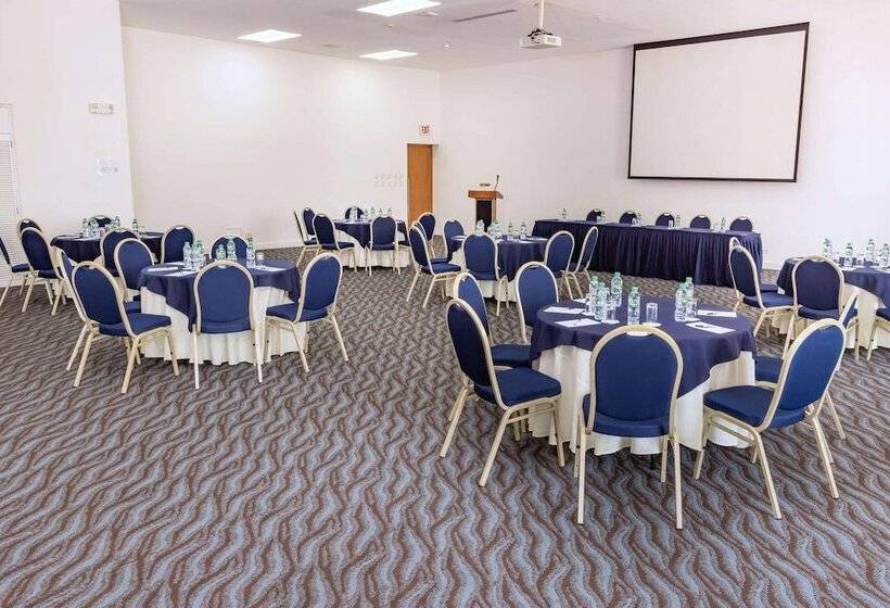 Radisson Hotel Panama Canal