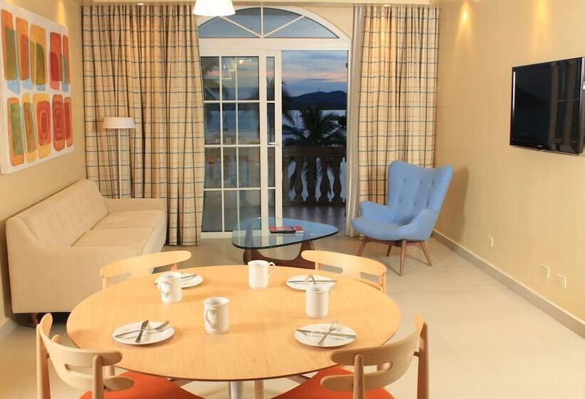 Radisson Hotel Panama Canal