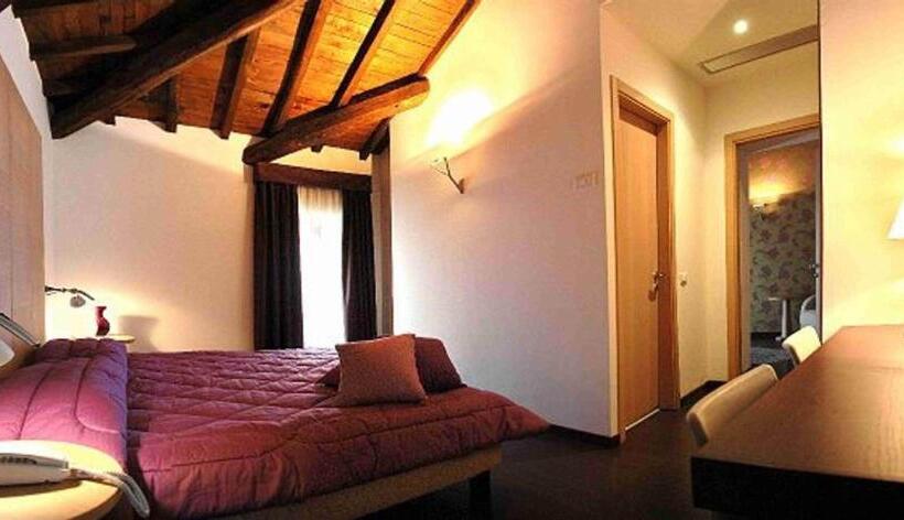 Отель Relais Villa d'Assio