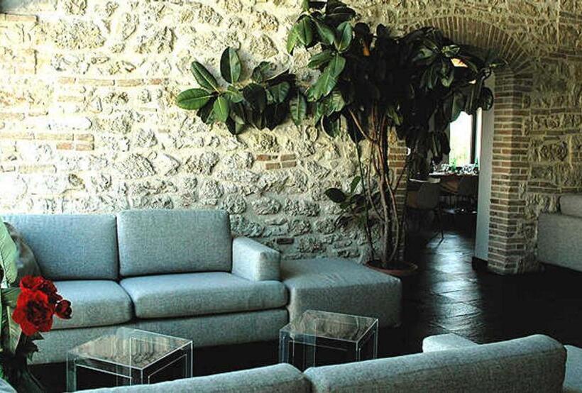 Отель Relais Villa d'Assio