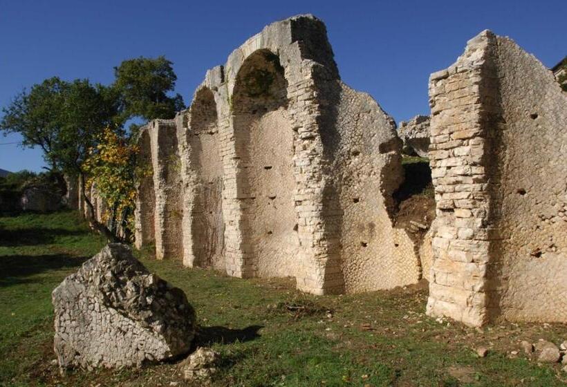 Отель Relais Villa d'Assio