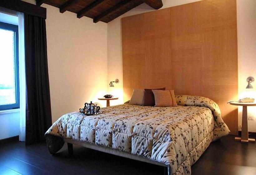 Отель Relais Villa d'Assio