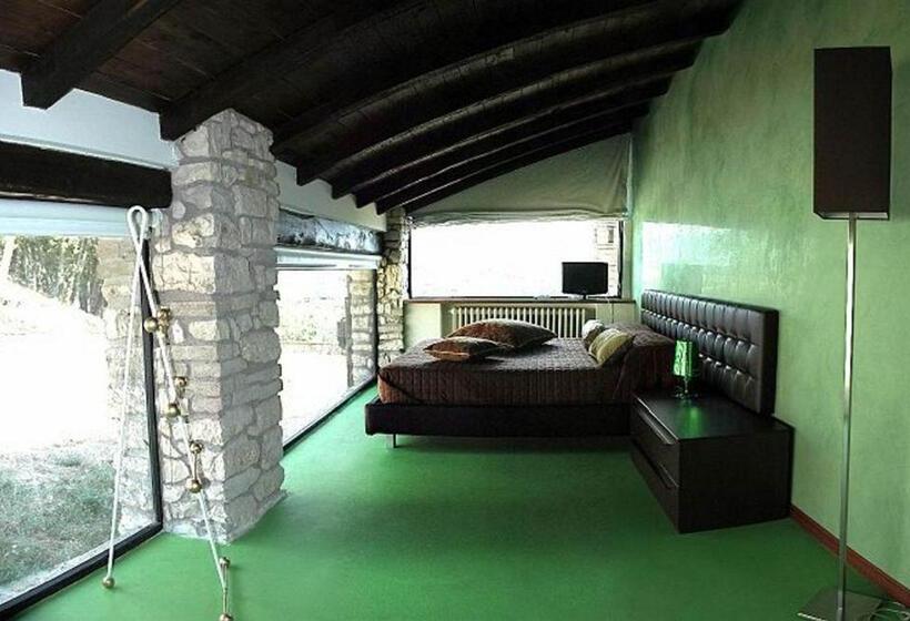 Отель Relais Villa d'Assio