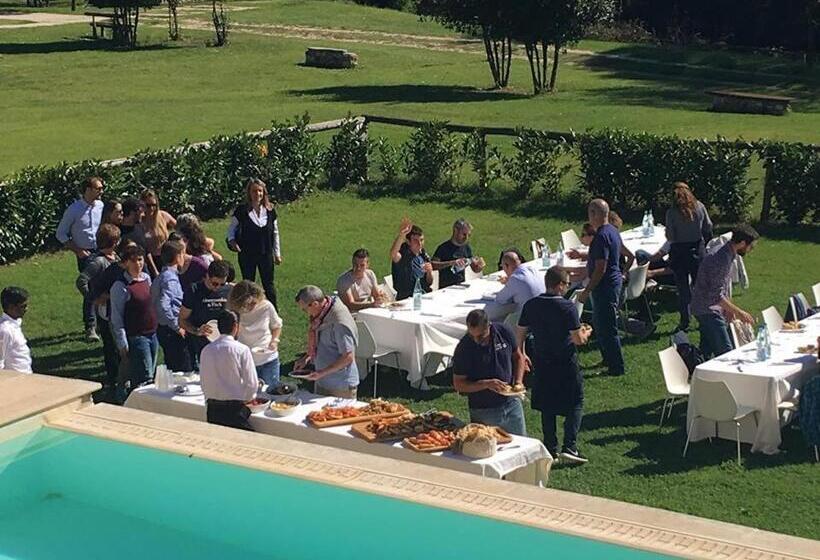 Отель Relais Villa d'Assio