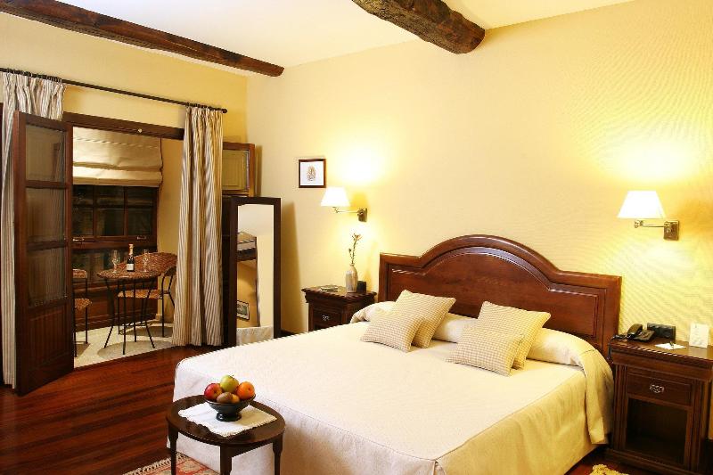 Отель Rua Villar