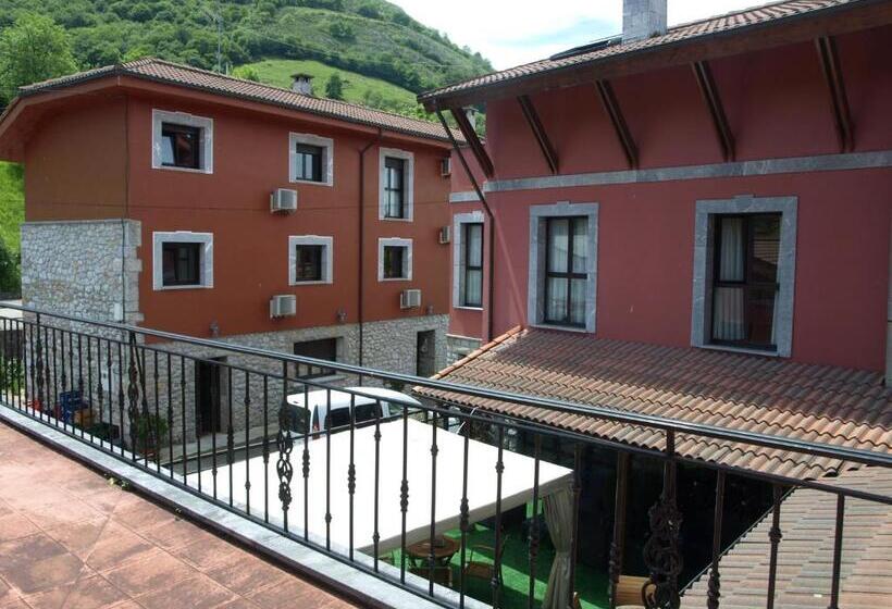 田舎風ホテル Apartamentos Peña Santa