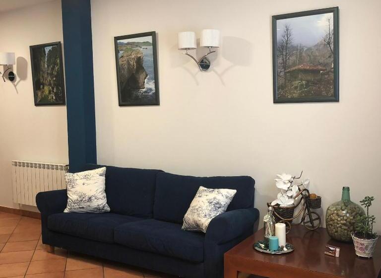 田舎風ホテル Apartamentos Peña Santa